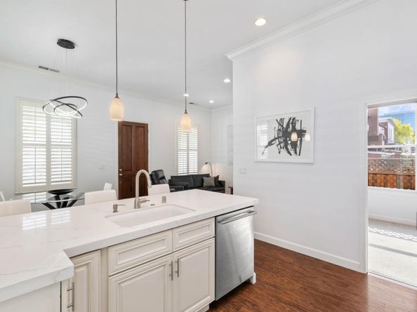 141 N Almaden Boulevard, San Jose CA 95110