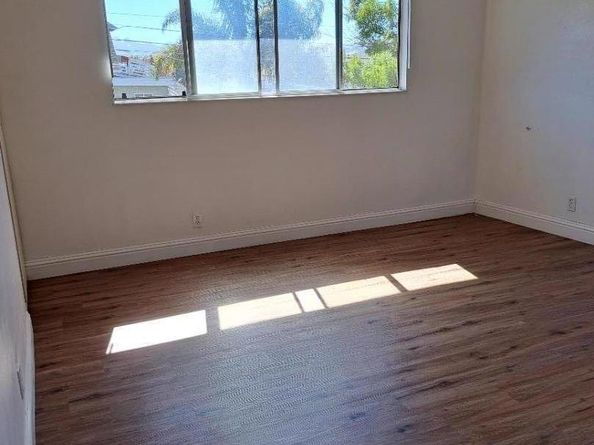 5963 Maccall, Oakland CA 94609