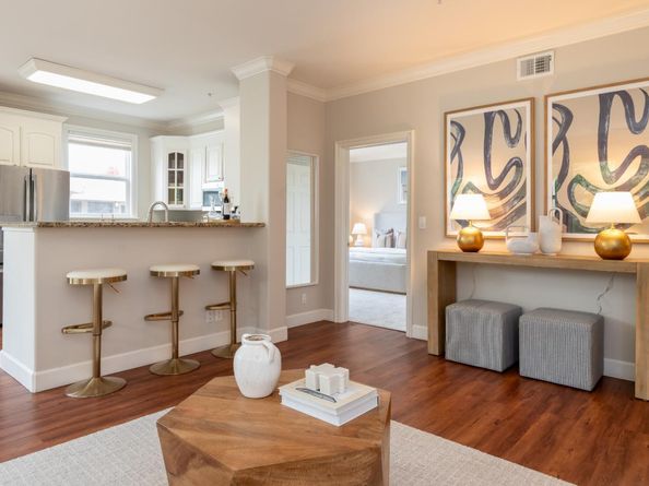 1237 Capuchino Avenue 7, Burlingame CA 94010