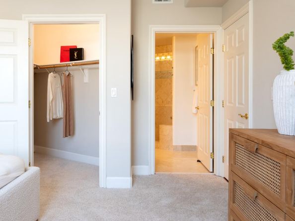 1237 Capuchino Avenue 7, Burlingame CA 94010