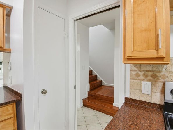 3375 Norton Way 5, Pleasanton CA 94566