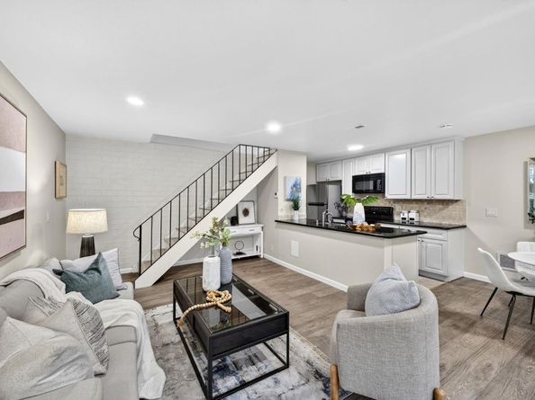 375 N 3rd Street 3, Campbell CA 95008