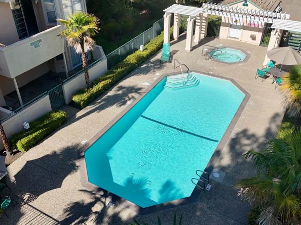 4173 El Camino Real 1, Palo Alto CA 94306