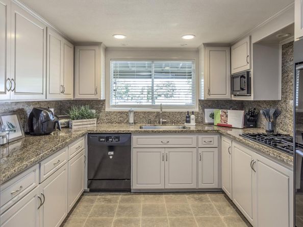 1006 ALMARIDA Drive, San Jose CA 95128