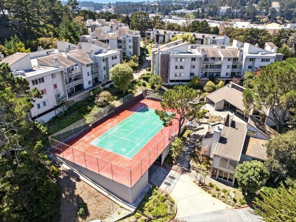 332 Philip Drive 303, Daly City CA 94015