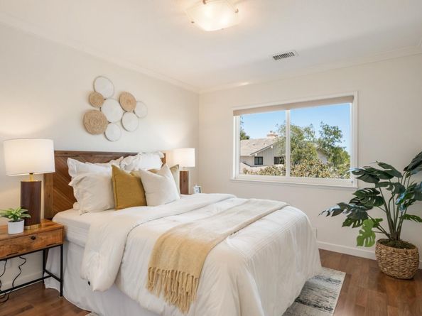 15 Calypso Ln, San Carlos CA 94070