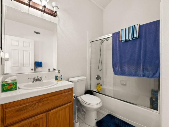 166 Kensington Circle, Hercules CA 94547