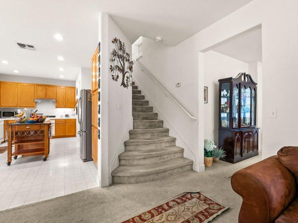 166 Kensington Circle, Hercules CA 94547