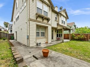 166 Kensington Circle, Hercules CA 94547