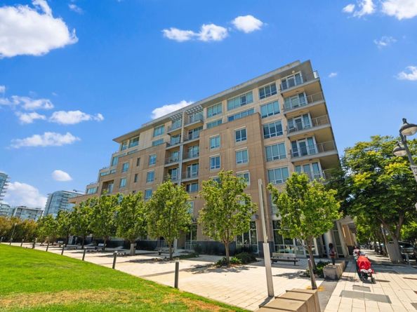 325 Berry Street 715, San Francisco CA 94158