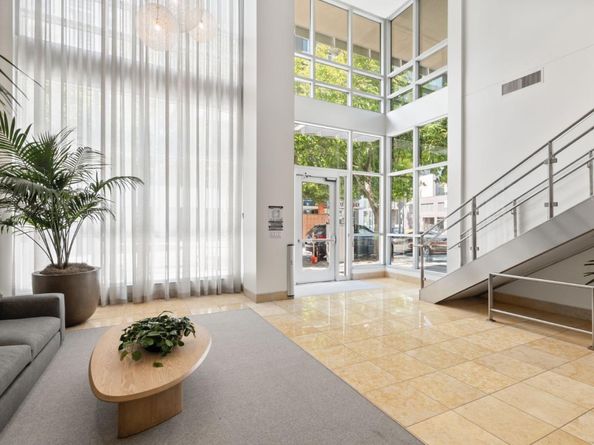 325 Berry Street 715, San Francisco CA 94158