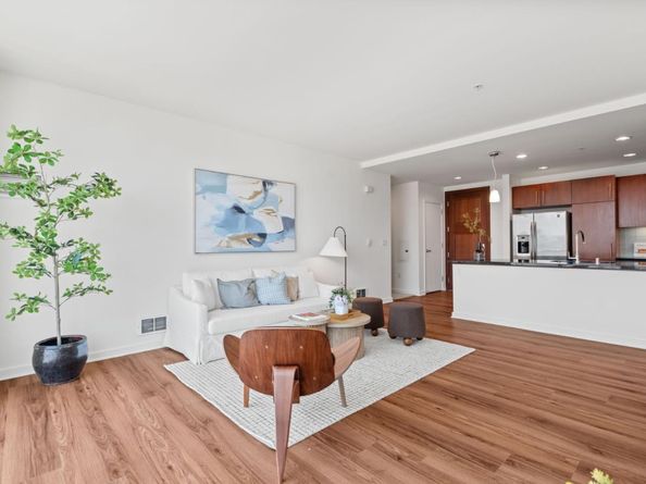 325 Berry Street 715, San Francisco CA 94158