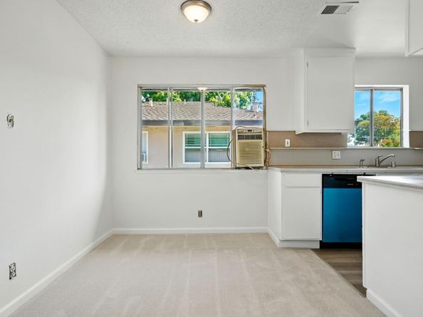 1264 Bouret Drive 4, San Jose CA 95118
