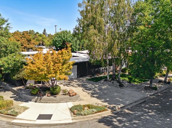 1665 Fairorchard Avenue, San Jose CA 95125