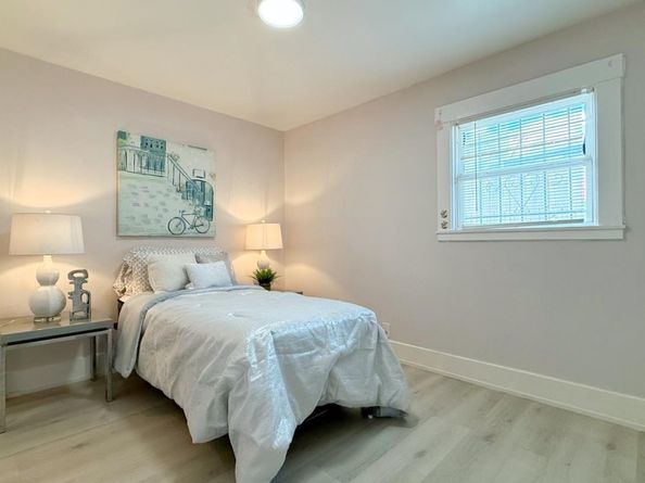 10923 Foothill Boulevard, Oakland CA 94605