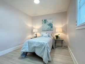 10923 Foothill Boulevard, Oakland CA 94605