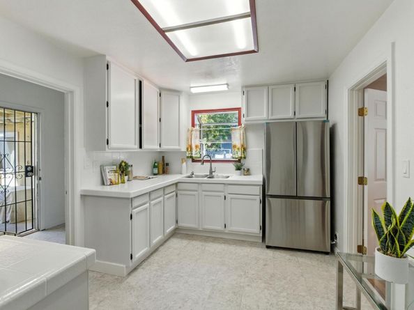 2273 Dumbarton Avenue, East Palo Alto CA 94303