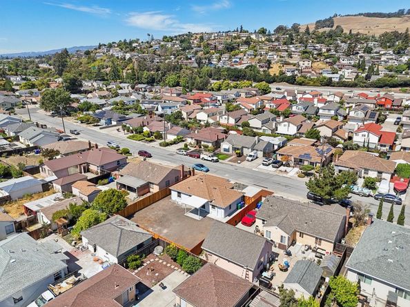 14973 Patton Avenue, San Leandro CA 94578