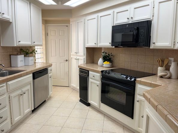 365 Forest Avenue 2D, Palo Alto CA 94301