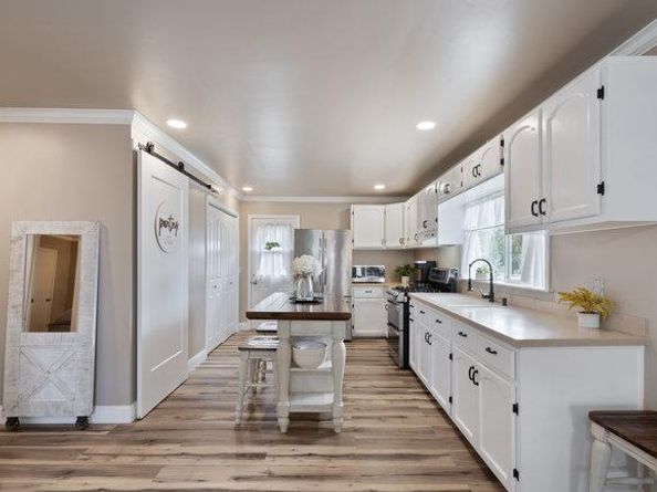 22 Heiner Road, Watsonville CA 95076