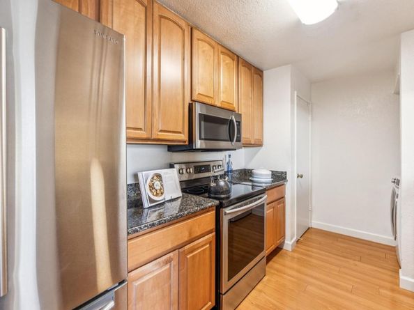 1 Appian Way 7051, South San Francisco CA 94080