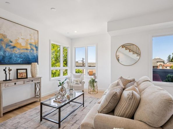 1433 Floribunda Avenue 2, Burlingame CA 94010