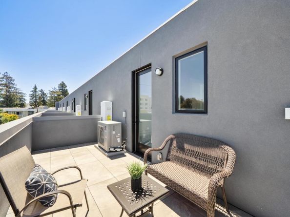 1433 Floribunda Avenue 2, Burlingame CA 94010