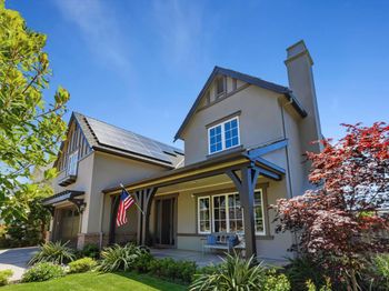 121 Carnoustie Drive