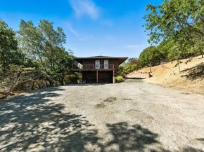 12750 Canario Way, Los Altos Hills CA 94022