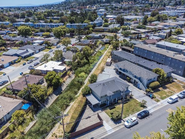 94 E 39th Avenue, San Mateo CA 94403