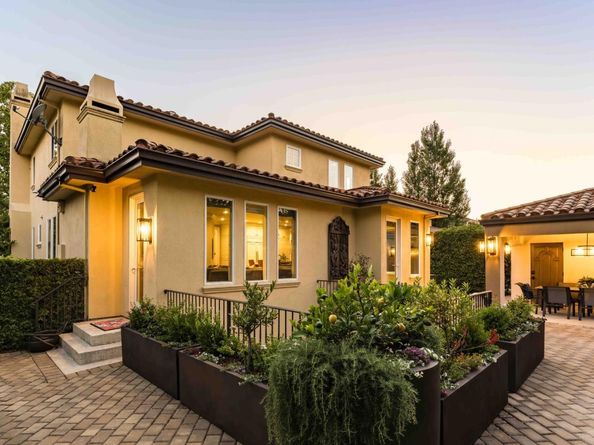 579 Glenbrook Drive, Palo Alto CA 94306