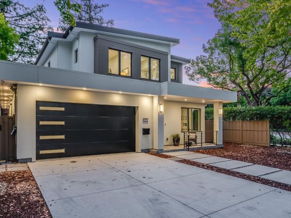 2200 Saint Francis Drive, Palo Alto CA 94303