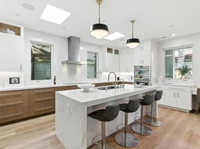 2200 Saint Francis Drive, Palo Alto CA 94303