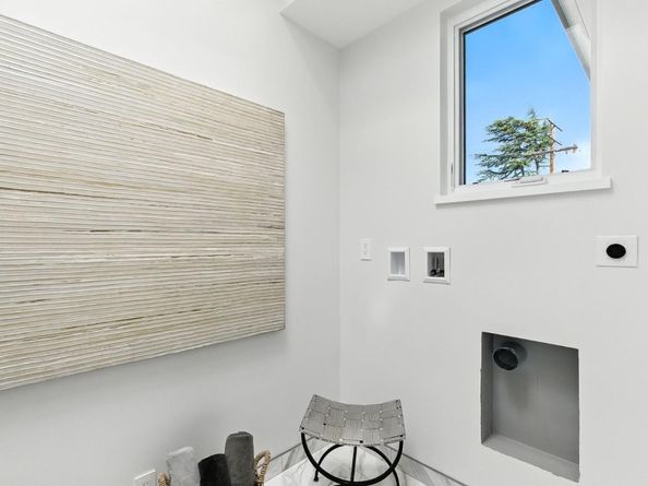 2200 Saint Francis Drive, Palo Alto CA 94303