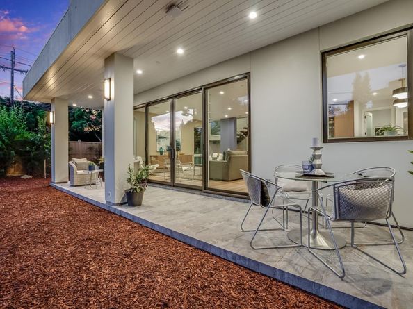 2200 Saint Francis Drive, Palo Alto CA 94303