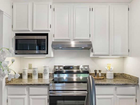 181 Centre Street 29, Mountain View CA 94041
