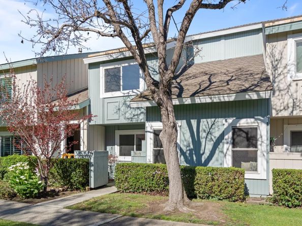 1023 Lark Lane, Foster City CA 94404