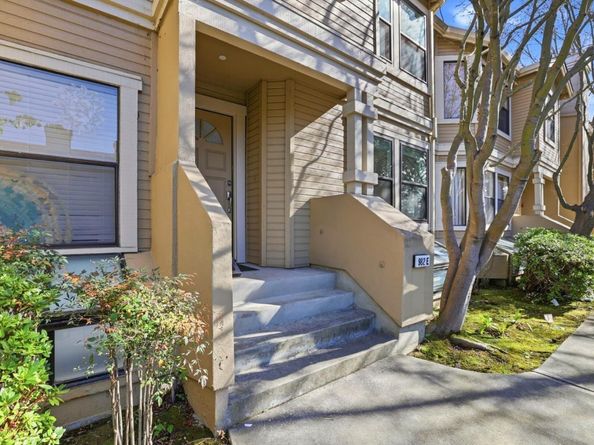 982 La Mesa Terrace E, Sunnyvale CA 94086
