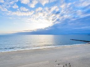 420 Esplanade 4, Redondo Beach CA 90277