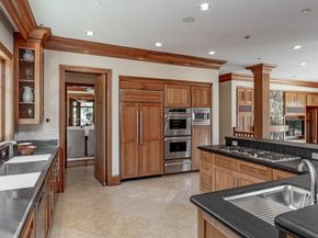 1 Redberry Ridge, Portola Valley CA 94028