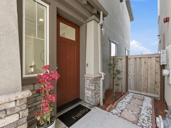 9415 Hidden Harbor Way, Newark CA 94560
