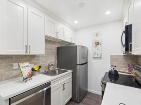 410 Boardwalk Ave Avenue 19, San Bruno CA 94066