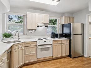 347 Manor Drive, Pacifica CA 94044