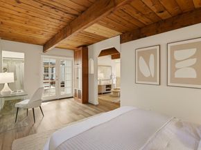 1017 Henderson Avenue, Menlo Park CA 94025