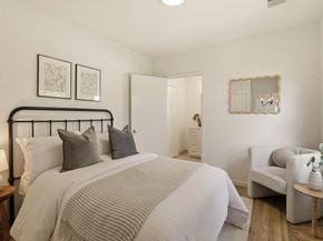 1017 Henderson Avenue, Menlo Park CA 94025