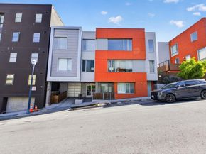 570 Innes Avenue 204, San Francisco CA 94124