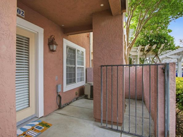 631 E El Camino Real 102, Sunnyvale CA 94087