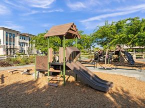 1087 Bigleaf Place 109, San Jose CA 95131