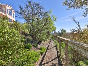 15 Serramar Drive, Oakland CA 94611