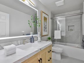 15 Serramar Drive, Oakland CA 94611